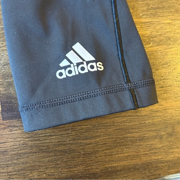 ADIDAS | Tights/Leggings Medium - Picture 6 of 7